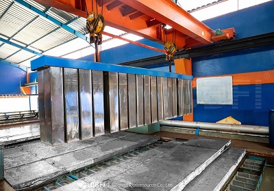 Instalación de máquina de hielo en bloques de salmuera CBFI de 100 toneladas en una fábrica de hielo en Indonesia